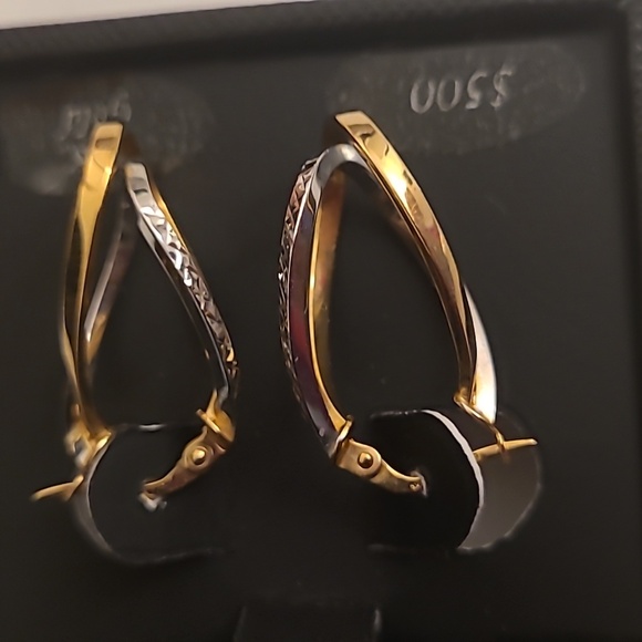 Gold earrings - Picture 2 of 4